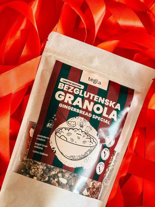 blagdanska-granola-3-600×800